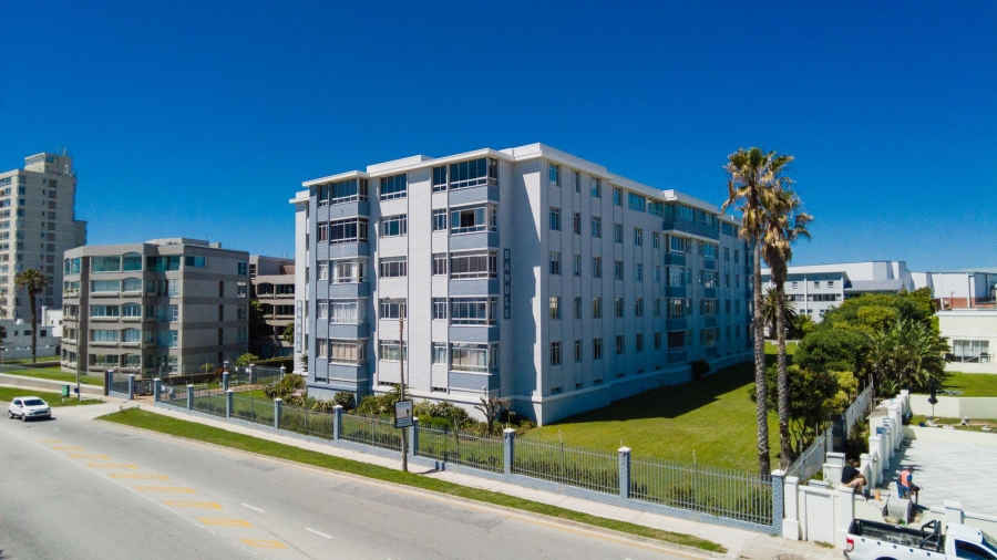 2 Bedroom Property for Sale in Summerstrand Eastern Cape